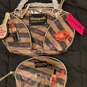 NWT BETSEY JOHNSON MAKEUP BAG SET